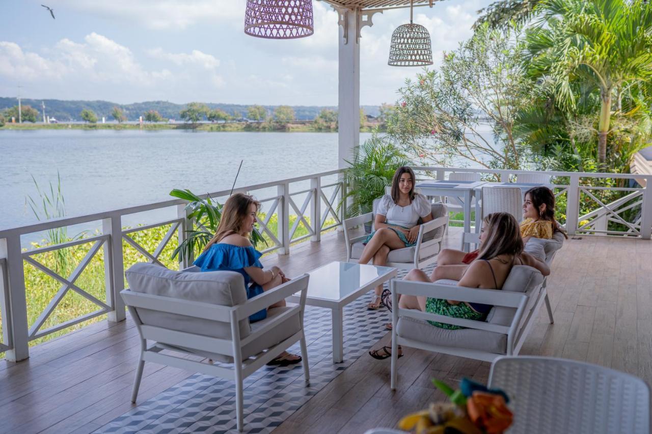 Casona Del Hotel Flores